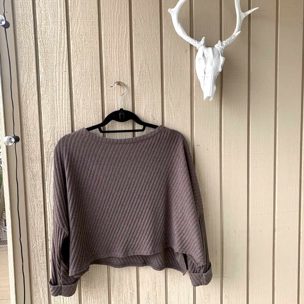 Brown slouchy boutique sweater
